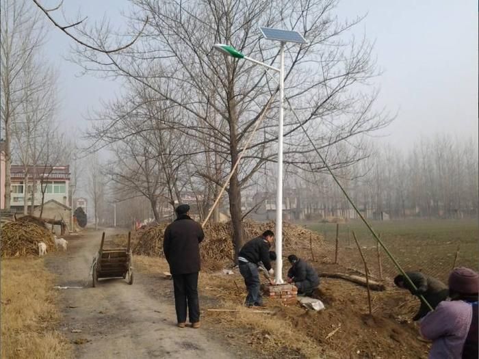 邳縣2013年一事一議太陽(yáng)能路燈安裝